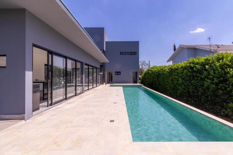 Casa com 4 Quartos à Venda - Foto 1