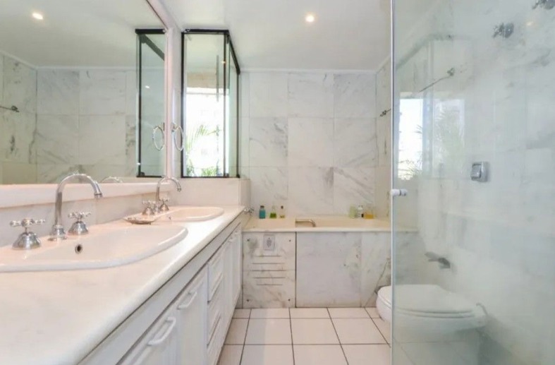 Apartamento com 4 Quartos à Venda - Foto 29