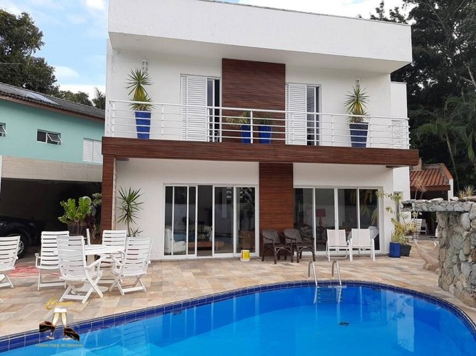 Casa com 4 Quartos para Temporada, 260,00 m² - Foto 1