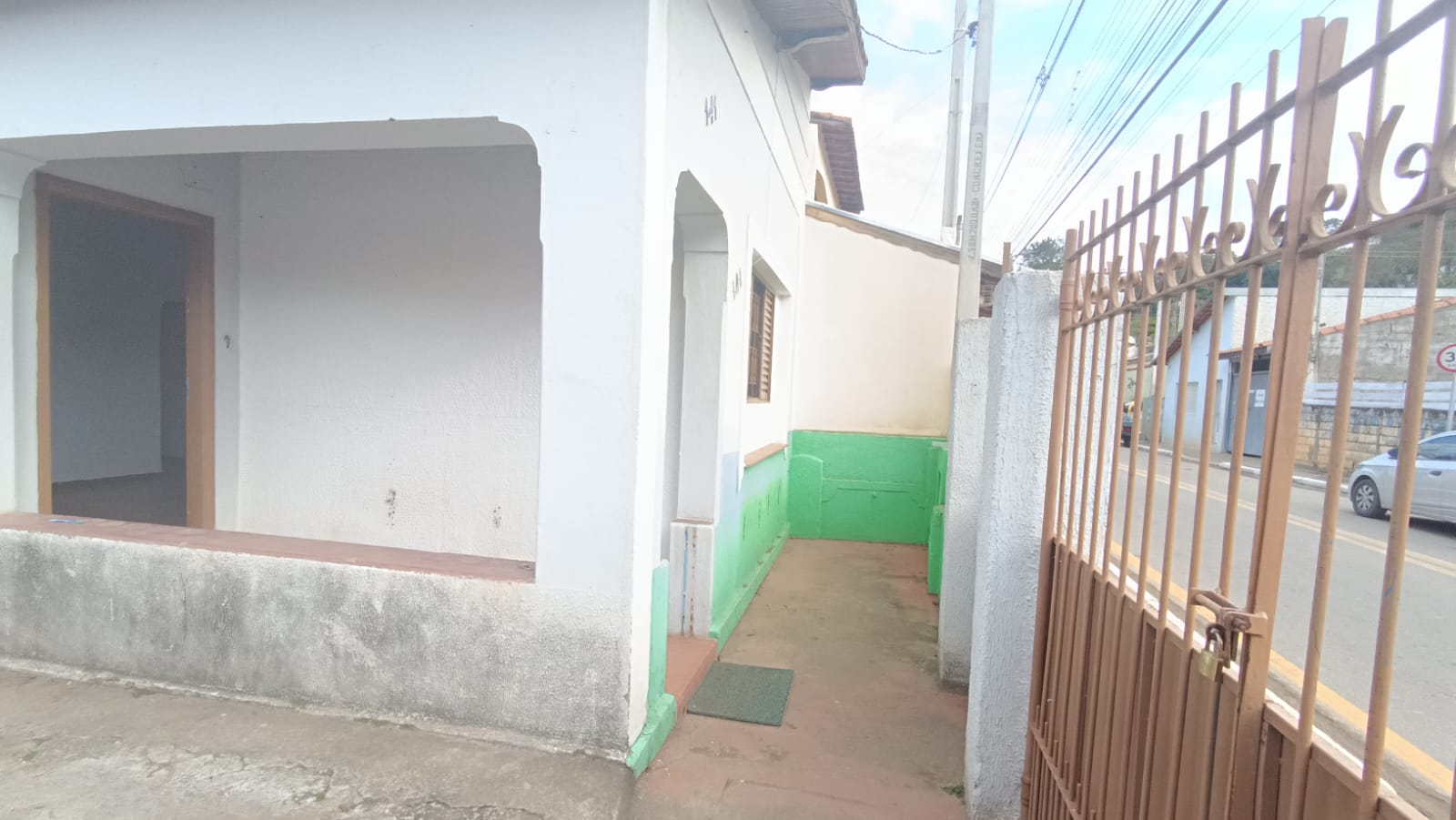 Casa com 2 Quartos à Venda, 350,00 m² - Foto 2