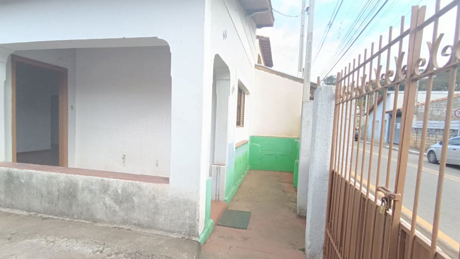 Casa com 2 Quartos à Venda, 350,00 m² - Foto 2