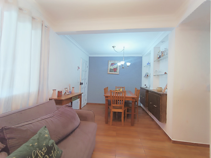 Casa com 2 Quartos à Venda, 69,00 m² - Foto 1