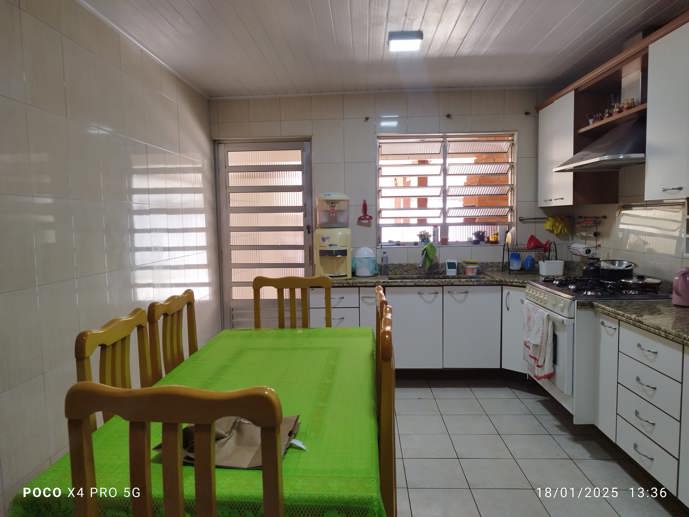 Casa com 3 Quartos à Venda, 186,00 m² - Foto 4