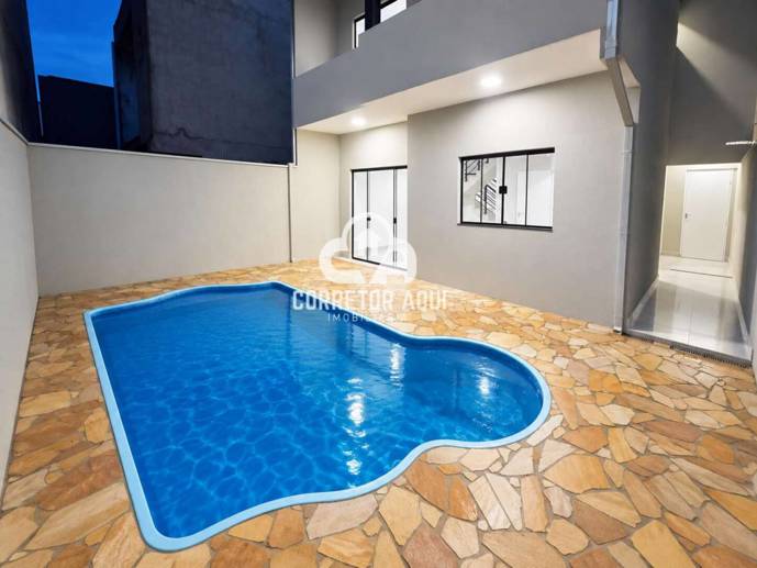 Casa com 3 Quartos à Venda, 150,00 m² - Foto 1