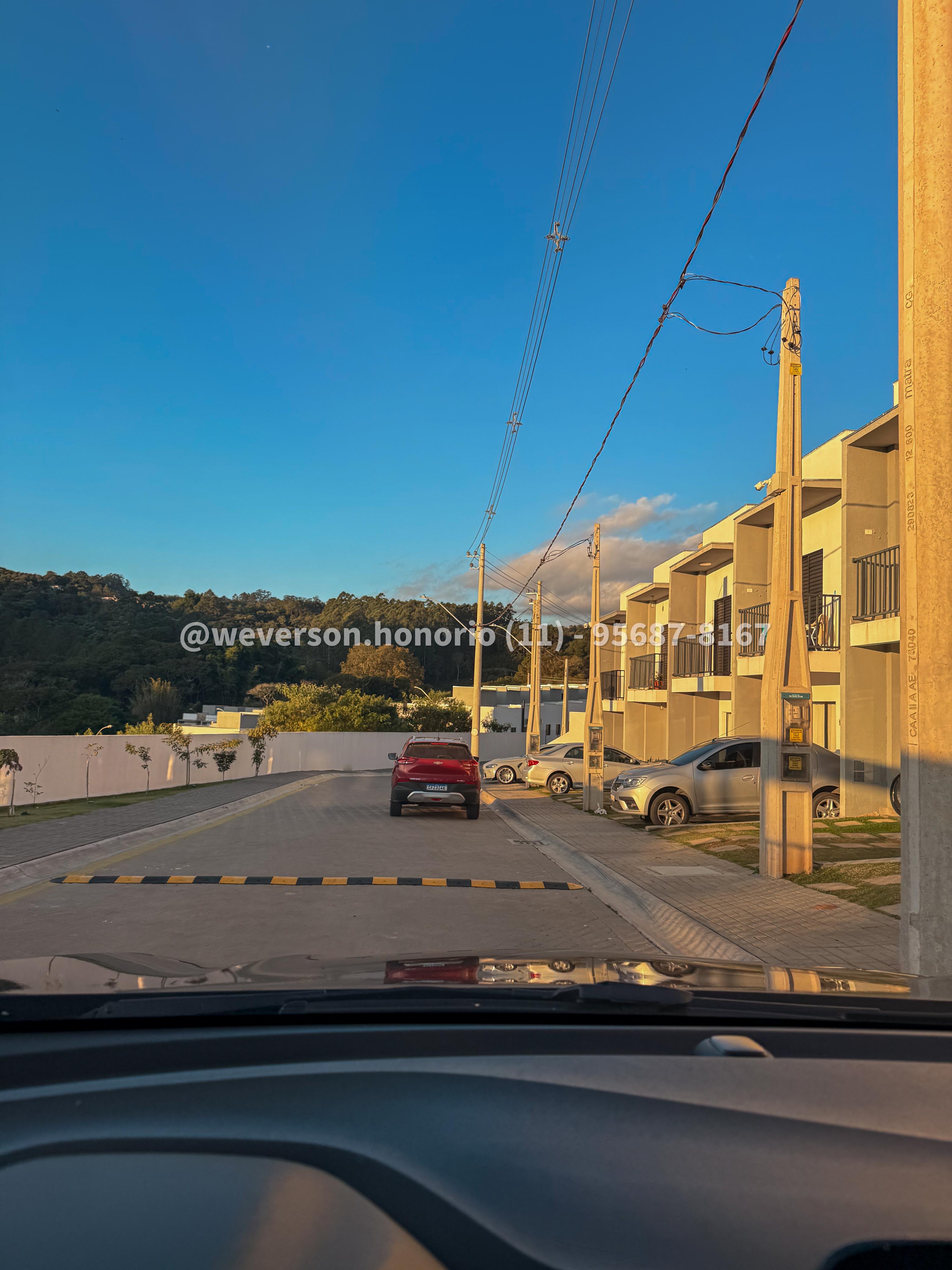 Casa com 3 Quartos à Venda, 233,06 m² - Foto 2
