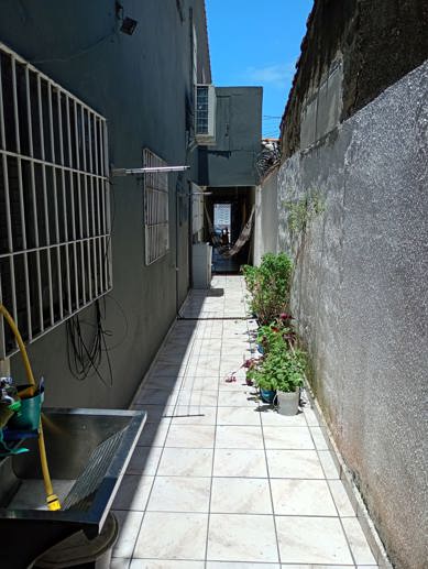 Casa com 4 Quartos à Venda - Foto 6