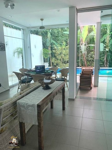 Casa com 5 Quartos para Temporada, 350,00 m² - Foto 12
