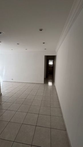 Apartamento com 2 Quartos à Venda, 66,00 m² - Foto 2