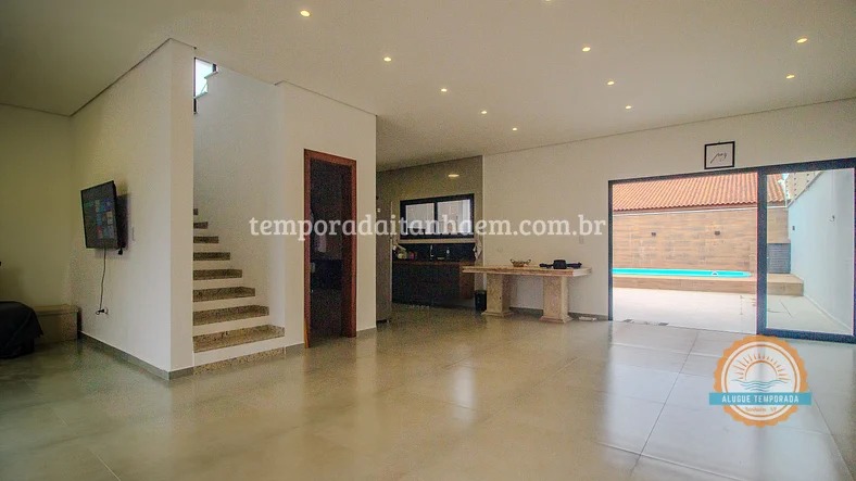 Casa com 4 Quartos para Temporada, 300,00 m² - Foto 5