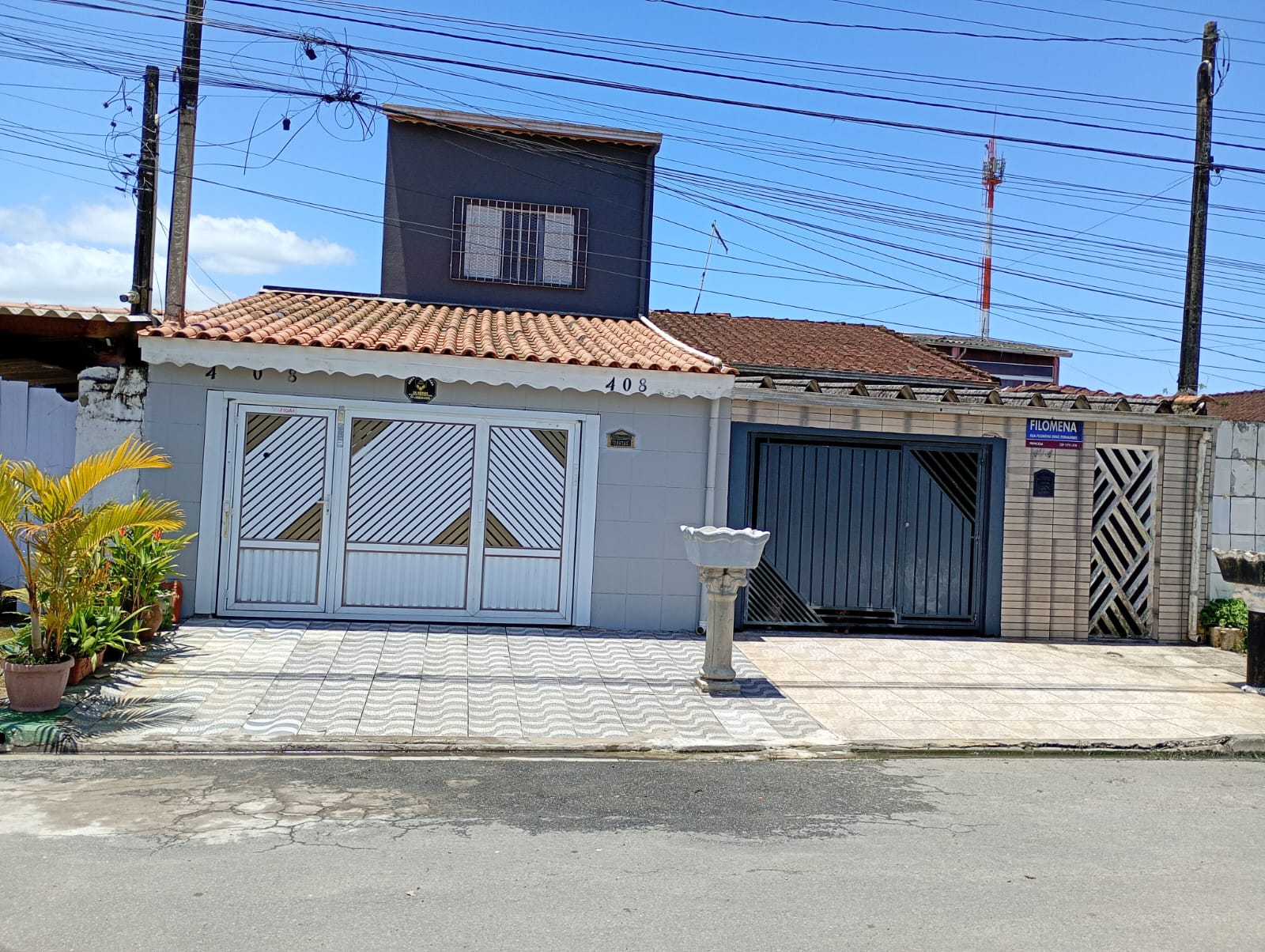 Casa com 4 Quartos à Venda - Foto 1