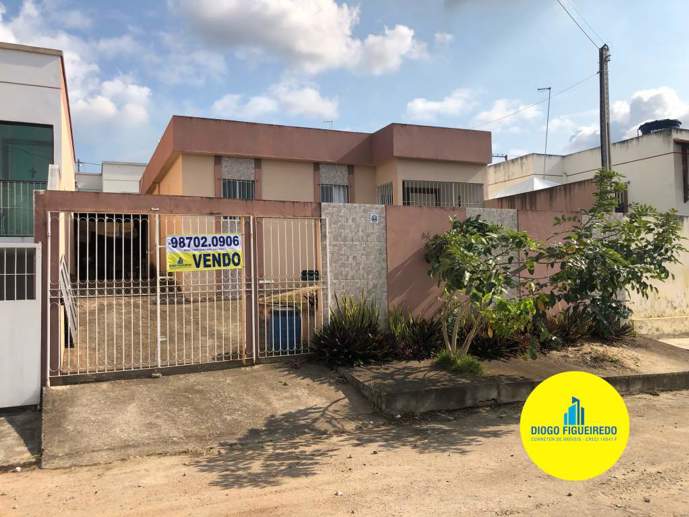Casa com 3 Quartos à Venda - Foto 1