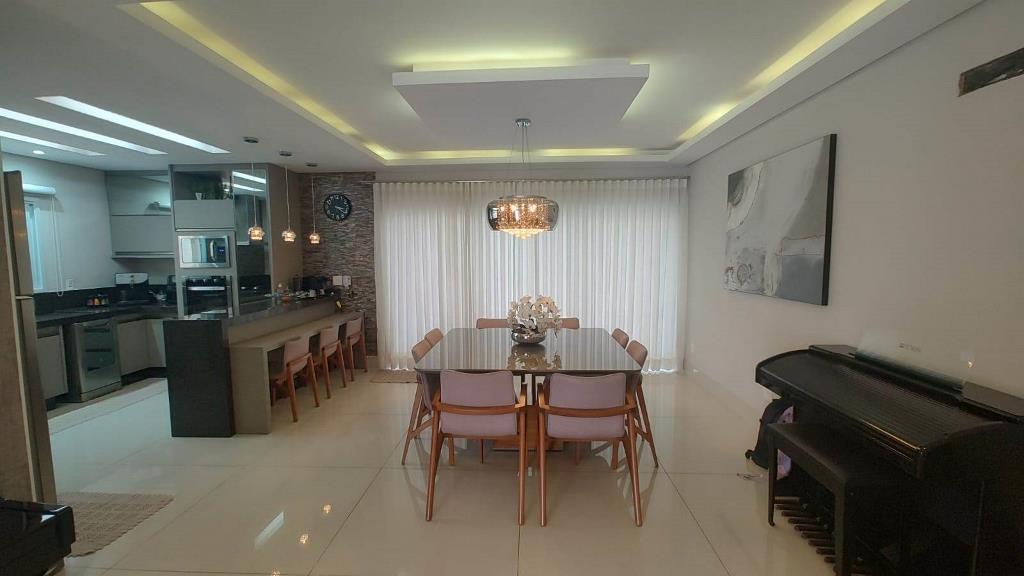 Casa com 3 Quartos à Venda, 189,00 m² - Foto 4