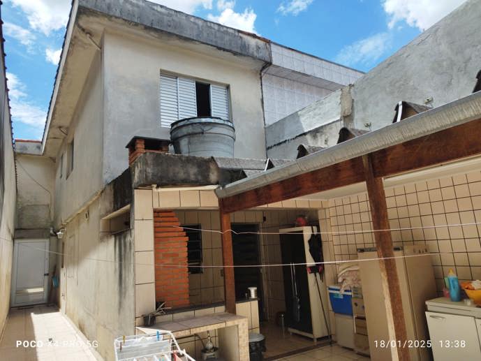 Casa com 3 Quartos à Venda, 186,00 m² - Foto 2