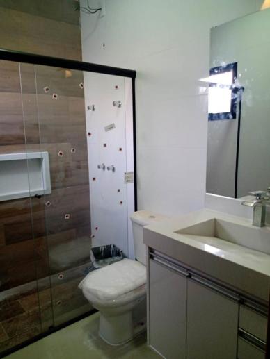 Casa com 3 Quartos à Venda, 139,00 m² - Foto 2