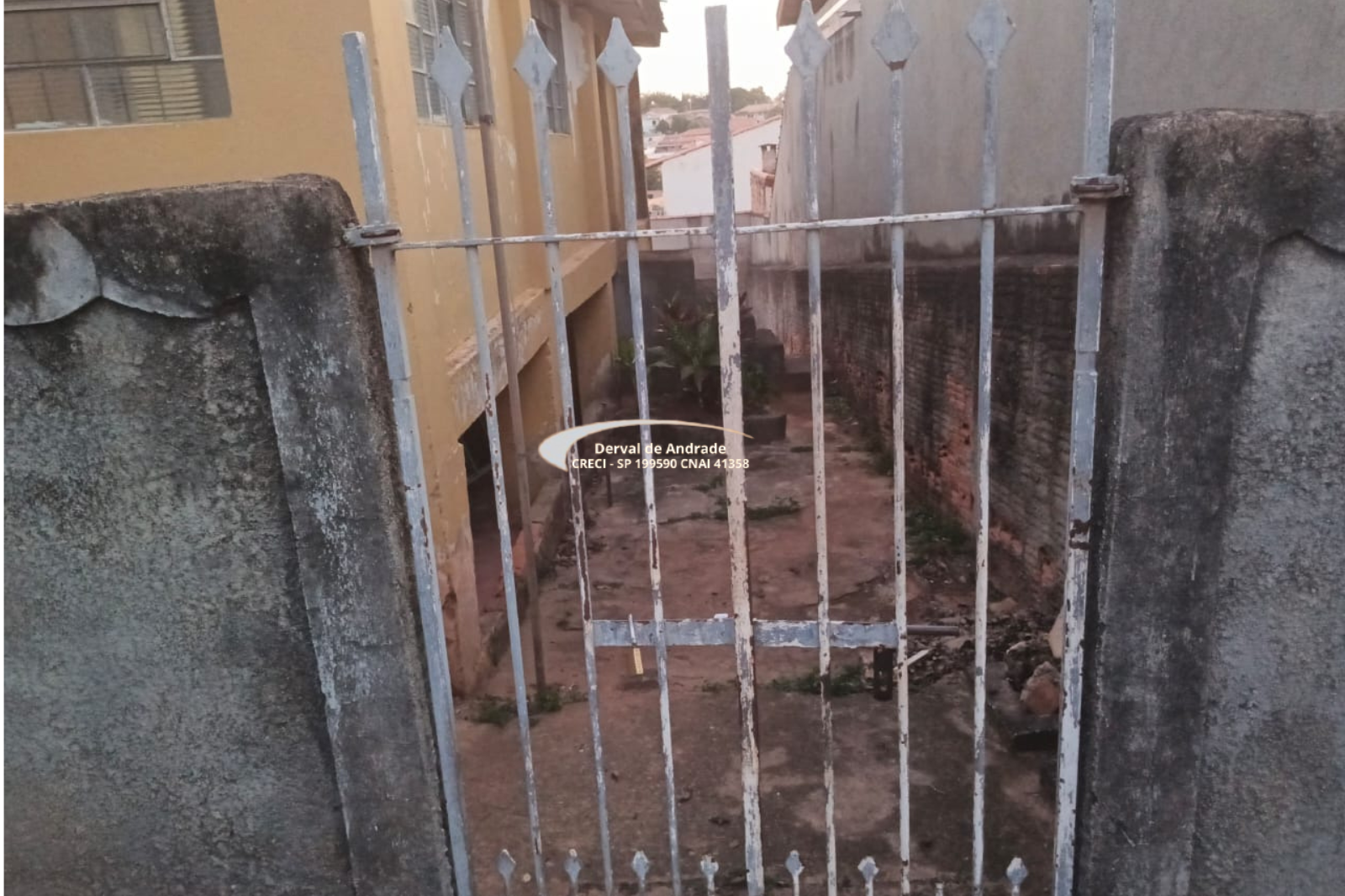 Casa com 2 Quartos à Venda, 294,00 m² - Foto 1