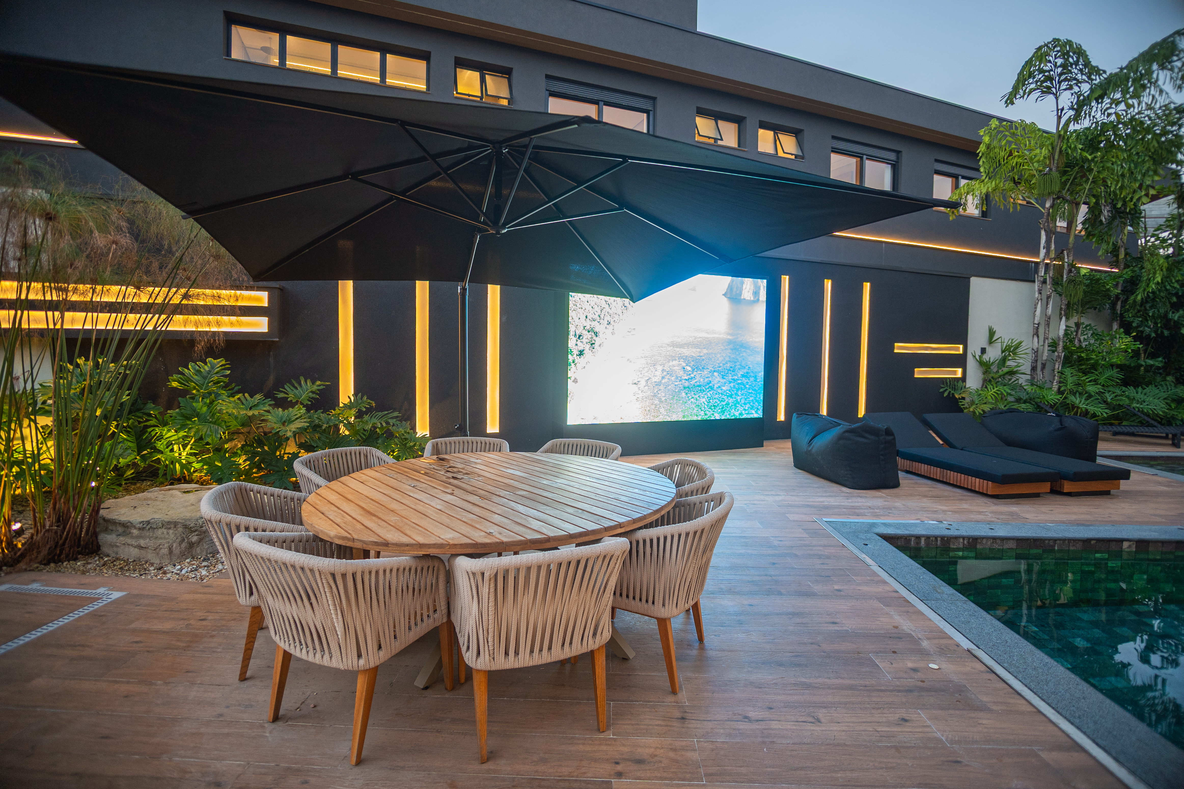 Casa com 7 Quartos à Venda, 1.389,00 m² - Foto 4