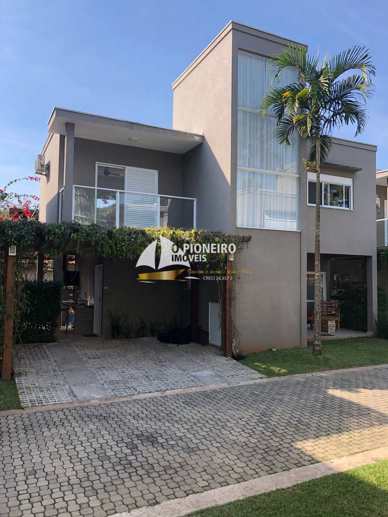 Casa com 3 Quartos para Temporada, 1.500,00 m² - Foto 1