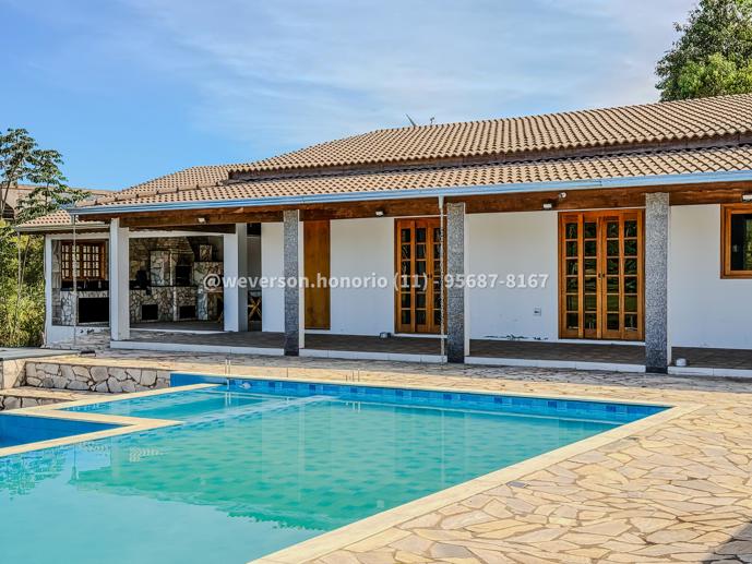 Casa com 6 Quartos à Venda, 24.000,00 m² - Foto 1
