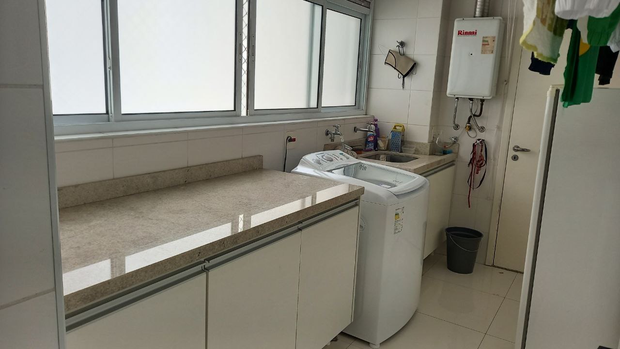 Apartamento com 4 Quartos à Venda, 240,00 m² - Foto 25