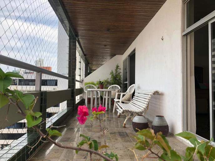 Apartamento com 4 Quartos à Venda - Foto 3