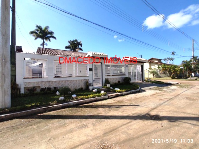 Casa com 3 Quartos à Venda - Foto 1