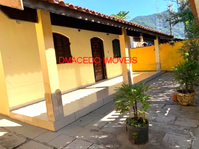 Casa com 4 Quartos à Venda - Foto 8