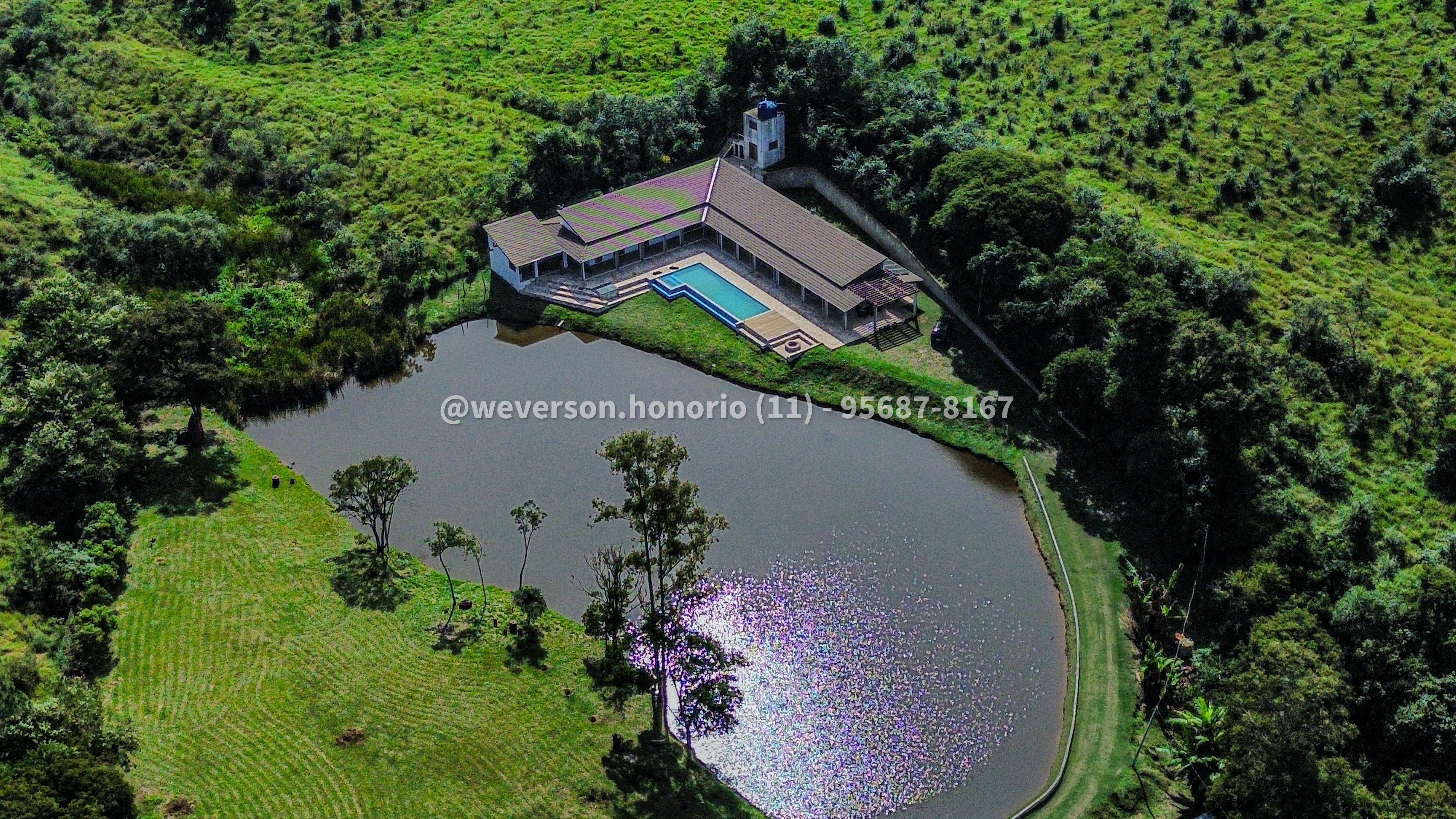 Casa com 6 Quartos à Venda, 24.000,00 m² - Foto 6