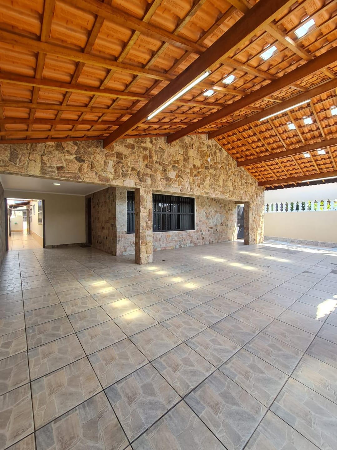 Casa com 3 Quartos para Temporada, 384,00 m² - Foto 1