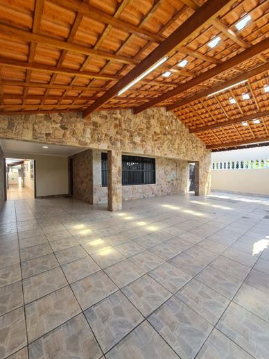 Casa com 3 Quartos para Temporada, 384,00 m² - Foto 1