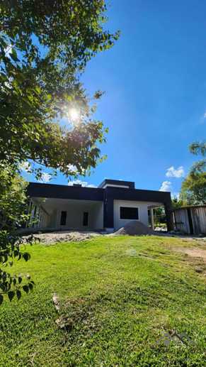 Rural com 3 Quartos à Venda, 3.000,00 m² - Foto 1
