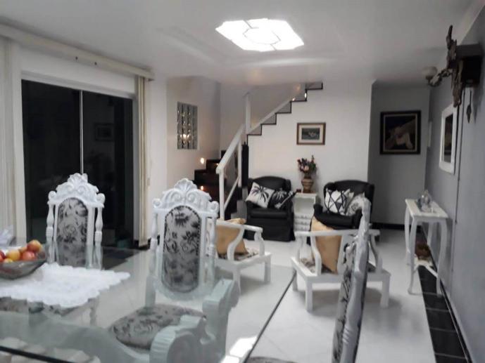Casa com 3 Quartos à Venda - Foto 10