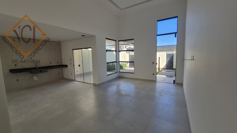 Casa com 3 Quartos à Venda, 300,00 m² - Foto 3