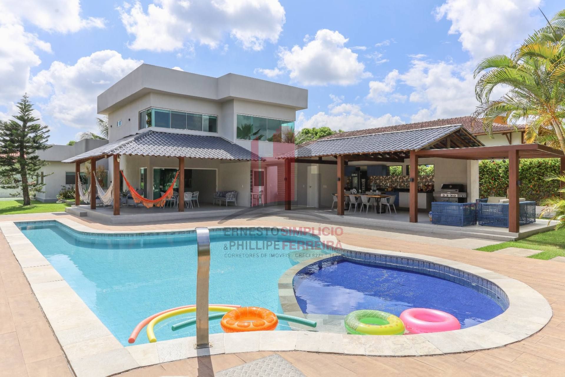 Casa com 6 Quartos à Venda, 1.000,00 m² - Foto 1