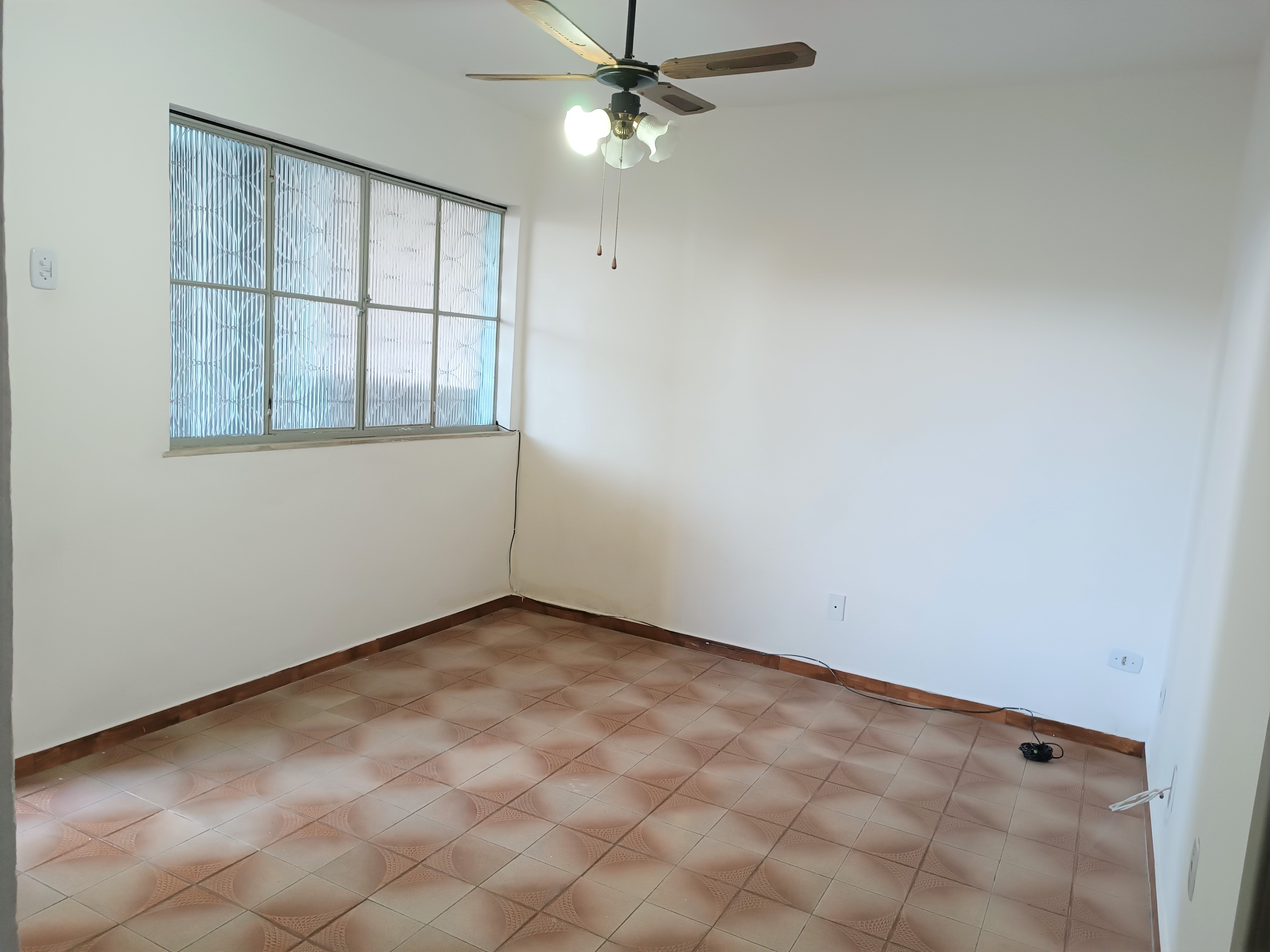 Casa com 2 Quartos para Alugar, 77,00 m² - Foto 3