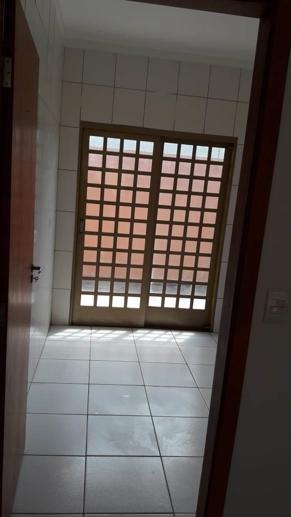 Casa com 2 Quartos à Venda - Foto 7