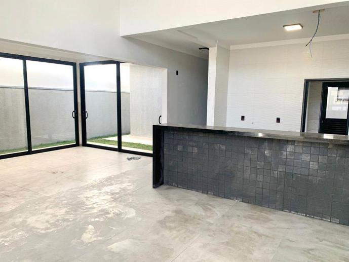 Casa com 3 Quartos à Venda - Foto 2