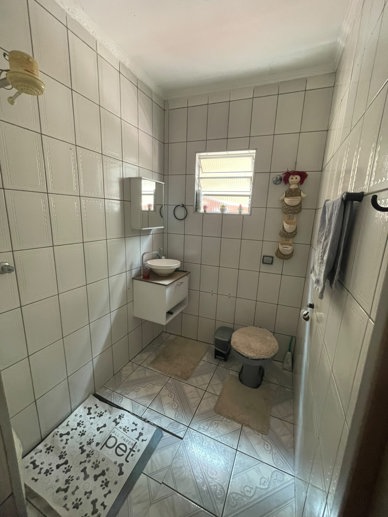 Casa com 4 Quartos à Venda - Foto 8