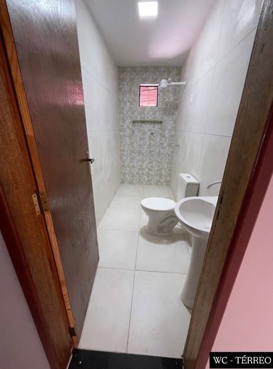 Casa com 2 Quartos à Venda - Foto 3