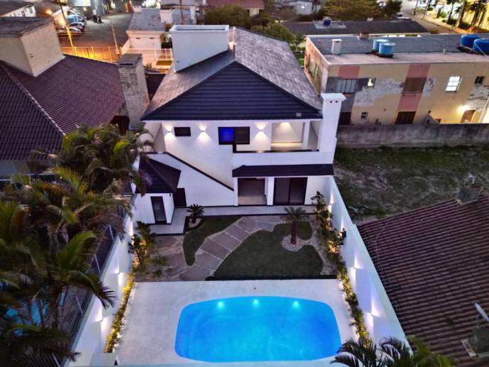 Casa com 5 Quartos à Venda, 460,00 m² - Foto 6
