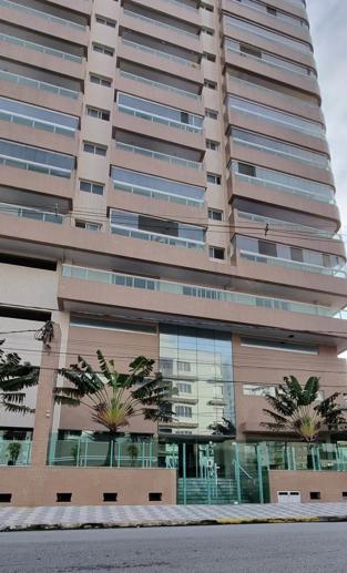 Apartamento com 3 Quartos à Venda - Foto 1
