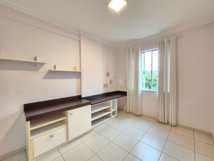 Apartamento com 3 Quartos à Venda - Foto 6