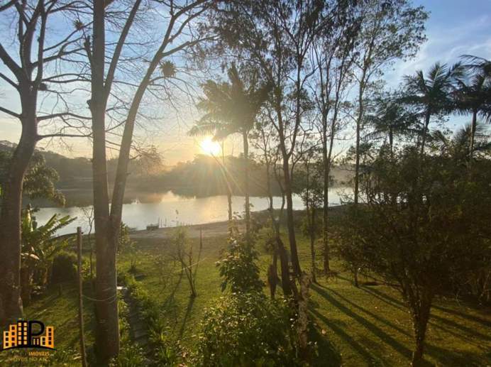 Apartamento com 4 Quartos à Venda - Foto 25