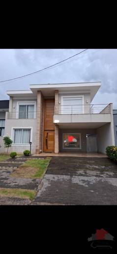 Casa com 3 Quartos à Venda, 260,00 m² - Foto 1