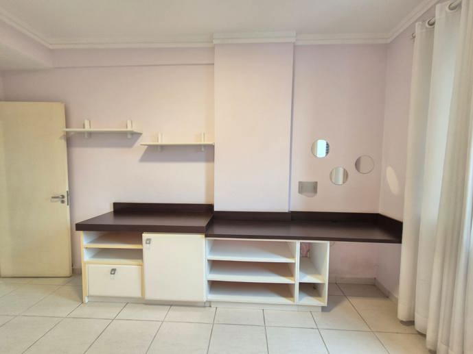 Apartamento com 3 Quartos à Venda - Foto 7