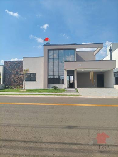 Casa com 3 Quartos à Venda, 320,00 m² - Foto 1