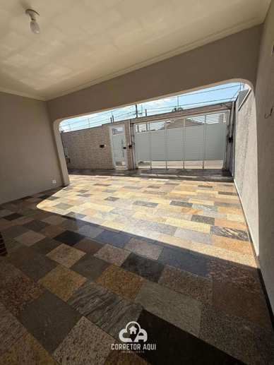 Casa com 3 Quartos à Venda, 275,00 m² - Foto 2