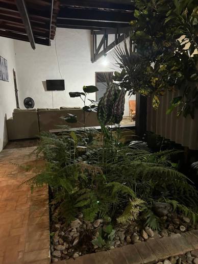 Casa com 2 Quartos para Temporada - Foto 1