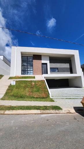 Casa com 3 Quartos à Venda, 240,00 m² - Foto 2