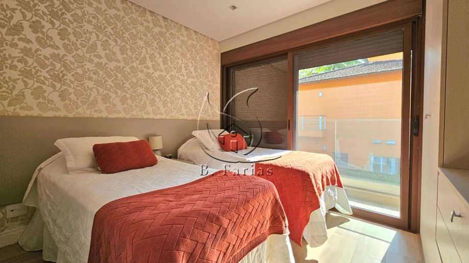 Casa com 4 Quartos para Temporada, 300,00 m² - Foto 47