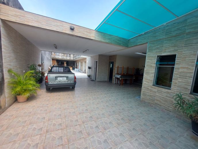 Casa com 3 Quartos à Venda, 300,00 m² - Foto 8